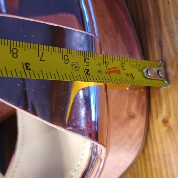 Block heeled sandals - Picture 10 of 16